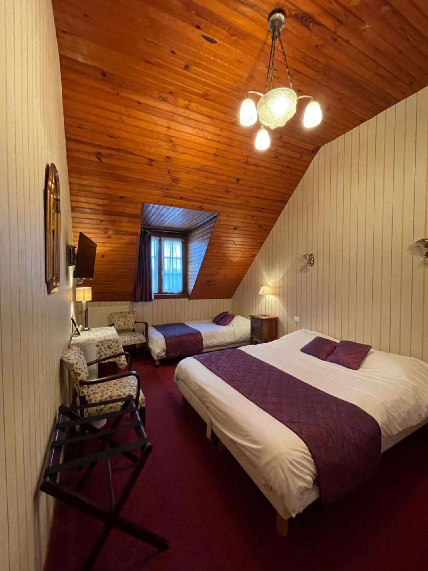 Logis Hotels Restaurant Le Relais Шенонсо Екстериор снимка